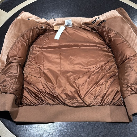 PINK Vest. NWT - Picture 3 of 7